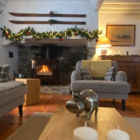 Le Domaine De Castille - Pyreneen De Charme - De Nage *